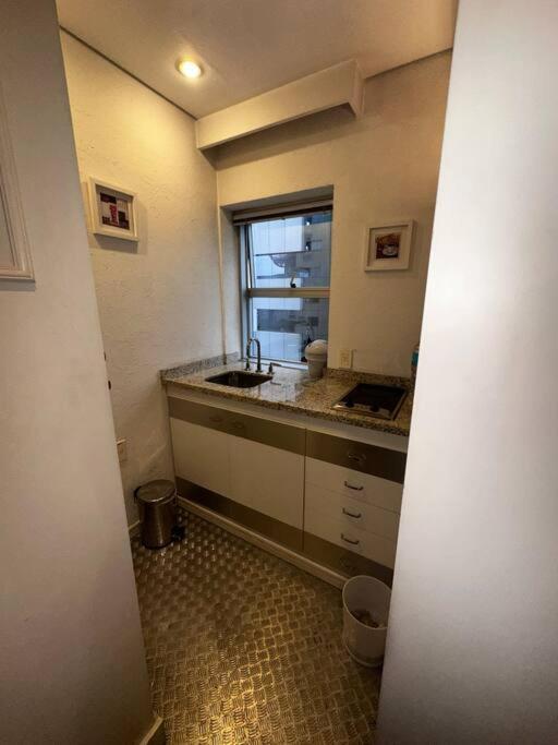 Flat VII - Apto Dentro Do Hotel - Rua Quintana Сан-Пауло Экстерьер фото